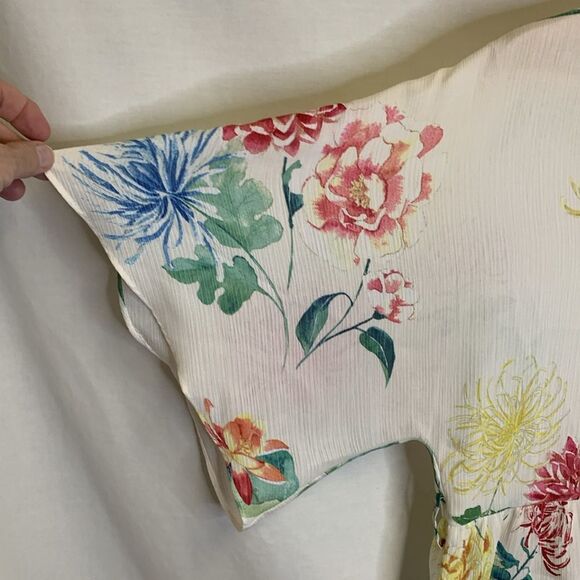 Zara Semi-Sheer Ivory Floral Lace Up Neckline Kimono Sleeve Peplum Top Size M - Picture 8 of 12